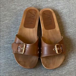 Zara wooden clogs
